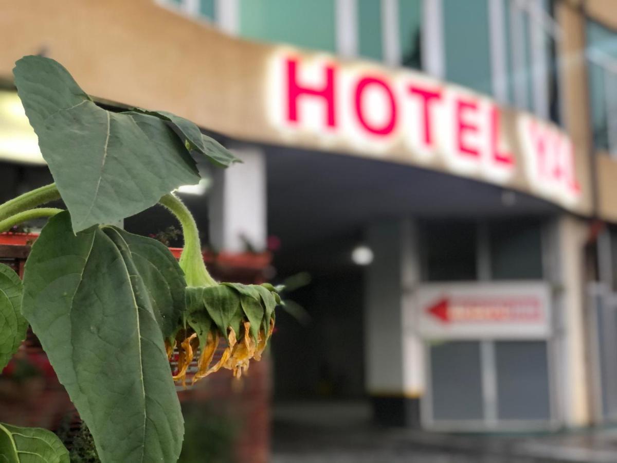 Yal Hotel & Restaurant Tetovo Ngoại thất bức ảnh